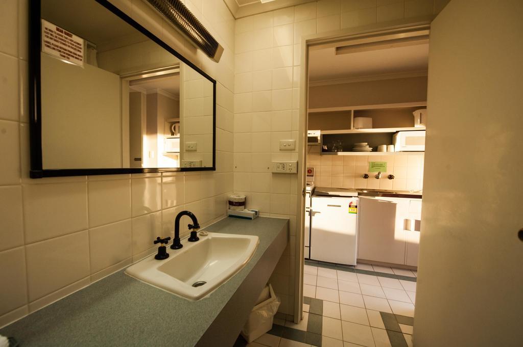 Parklane Motel Launceston Buitenkant foto