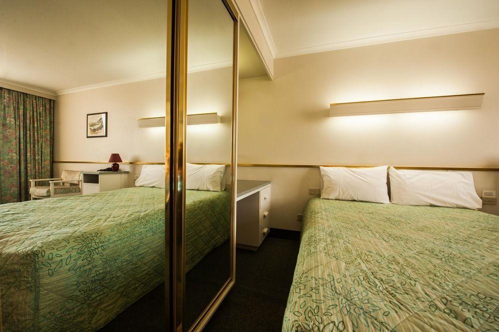 Parklane Motel Launceston Buitenkant foto